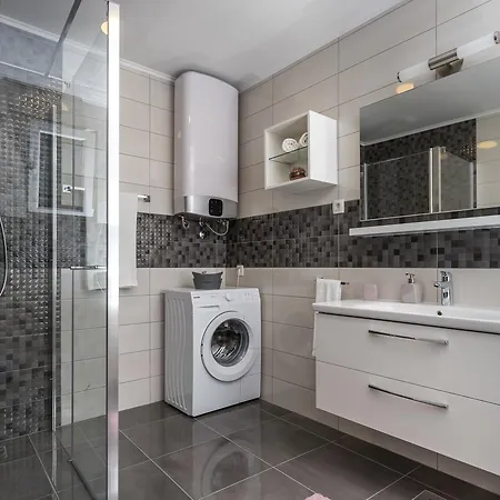 Monika Dom wakacyjny *